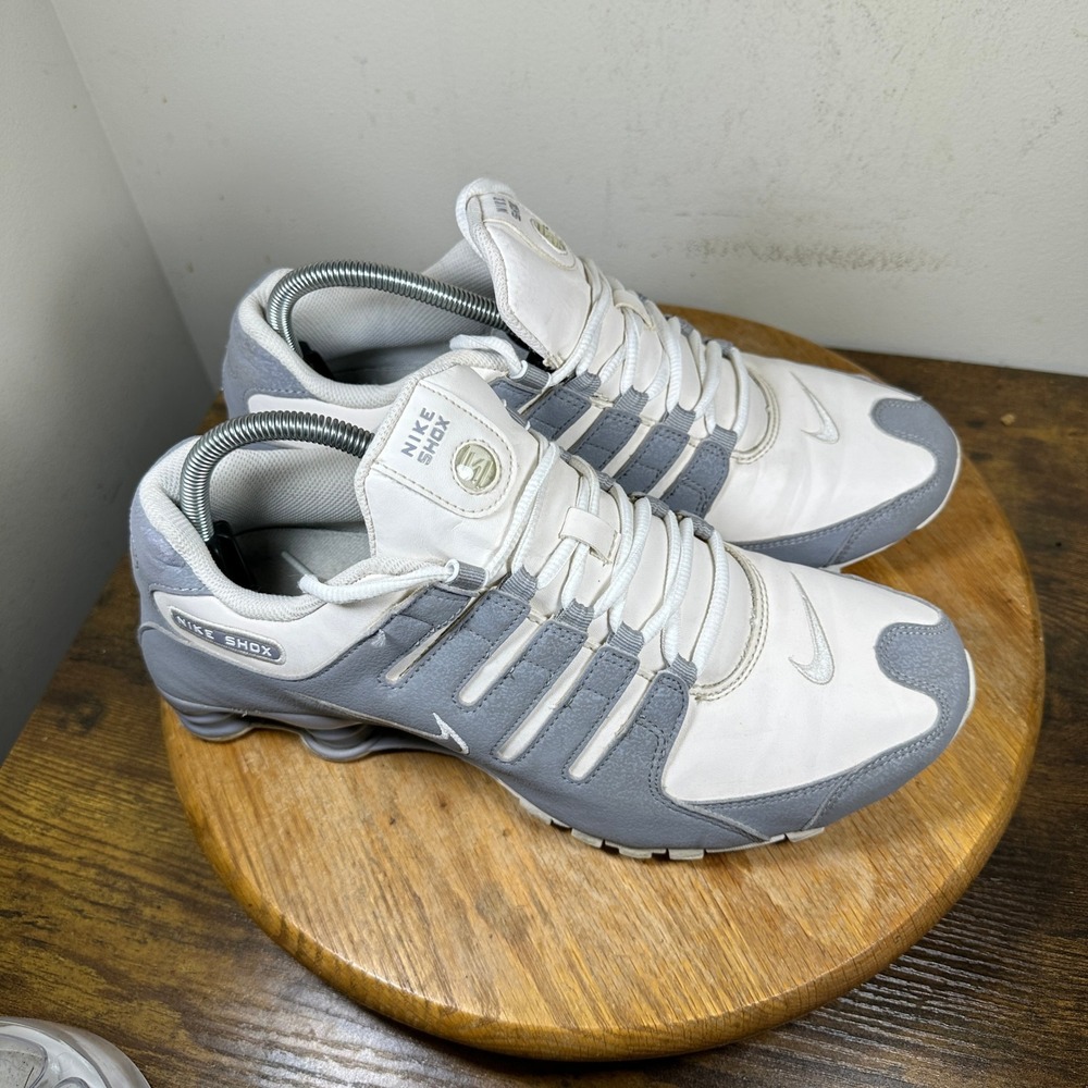 Nike Shox Deliver Mens White Wolf Grey Athletic Sneakers 378341-198 Size 10
